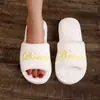 Chinelos Mao Mao bordados de uma palavra para mulheres, comércio exterior, chinelos ultraleves, chinelos quentes de algodão, chinelos para todas as estações, chinelos de outono e inverno