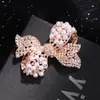Broche Laço Pérola Dourada Alto Padrão Luxo Leve Vintage de Alto Padrão Corsage Acessórios para Vestido Alfinete Fivela de Toalha de Seda