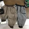Pantalones de Otoño e Invierno para Niños y Niñas Pantalones Harlan Pantalones Casuales para Niños Pantalones de Abrigo para Bebé Pantalones Coreanos de Cuadros para Niños