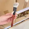 Pincel Chanfrado para Contorno de Pelo de Raposa do Neve Médio Cerdas Animais Pincel de Maquiagem Lado Rosto Sombra Contorno Facial Sombra Pincel Cangzhou Brush