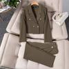 Chaqueta Corta Manga Larga Cuello de Traje Pequeño Pantalón Falda Primavera Otoño e Invierno Elegante Moda Traje de Tres Piezas Elegante Trendy