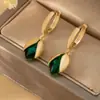 Pendientes de Tulipán Retro con Temperamento, Incrustados de Circonio de Cobre, Pendientes de Flor Simples Versátiles, Venta al por Mayor