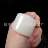 Anillo de Jade Piedra de Sangre de Pollo Material de Mongolia Exterior Anillo de Jade Blanco Jaspe Imitación Anillo de Jade Elegante para Hombres Artesanía Suministro Mayorista