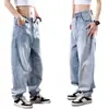 Coleção Primavera/Outono 2026: Calça jeans masculina estilo retro americano, versátil, acabamento lavado, levemente afunilada, corte slim, calça casual