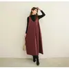 Vestido sin mangas de estilo japonés para otoño e invierno, corte holgado, con bolsillos, color liso, versátil y elegante, cuello en V, vestido largo para usar en capas
