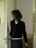 Otimize seu guarda-roupa: Cardigan de tricô com gola polo de manga longa em estilo intelectual para mulheres, adequado como camada interna no outono