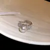 Pérola dos Sonhos~ Anel Aberto de Pérola e Zircônia Estilo Palácio, Sensação de Luxo Leve e Alto Padrão, Anel para Dedo Indicador, Acessório de Mão Vintage Elegante