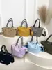 Bolsa Feminina Fashion Ins 2025 Nova Versátil Ombro Transversal Bolsa de Mensageiro Bolsa de Axila Bolsa Casual Versátil