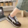 Patchwork em Couro Genuíno Sapatos Forrest Gump Femininos com Cadarço Tênis de Treino Alemão 2026 Outono/Inverno Novos Versáteis Leves Casuais Esportivos