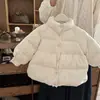 Ropa de invierno para niños 2026 nuevo estilo chaqueta acolchada de algodón para niñas de invierno, abrigo exterior cálido y engrosado de moda