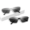 Gafas de Sol de Moda Metálicas Transfronterizas para Mujer, Adecuadas para Viajes y Fotografía, Montura Estrecha Triangular, Estilo Europeo y Americano Simple, Gafas de Sol con Protección Solar al por Mayor