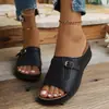 Fivela de cinto popular feminina novas sandálias plataforma leves de verão plus size, chinelos da moda para mulheres, estilo europeu e americano 2026 transfronteiriço