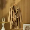 26 Abrigo de Cachemira Doble Faz Otoño/Invierno para Mujer, de Longitud Media, con Cinturón, Cuello de Solapa, Corte Holgado, Abrigo de Lana para Mujeres Pequeñas