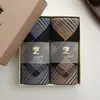 Caja de Regalo Boutique Pañuelo de Algodón Puro para Hombre Hilo de Algodón Peinado Teñido en Hilo Pañuelo de Negocios de Alta Gama Regalo de Boda Venta Caliente Transfronteriza