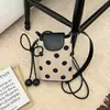 Bolso Cubo Retro Elegante Nuevo 2026 para Mujer, Bolso de Hombro Cruzado Único, Bolso Sencillo y Versátil para Teléfono
