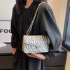 Bolso popular transfronterizo para mujer, novedad de verano 2023, moderno bolso de cadena con cuadros de diamantes, bolso de hombro sencillo y combinable, bolso cruzado.