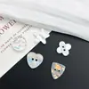 Botones Pequeños Irregulares Redondos con Forma de Corazón con Dos Agujeros, Botones Decorativos Irregulares de Resina para Ropa, Botones Versátiles para Cuello de Cárdigan de Punto