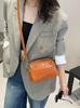 Bolsa de Ombro Feminina de Couro de Vaca de Primeira Camada Bolsa Transversal Estudantil Moderna para o Dia a Dia Estilo Concha Sofisticada Versátil Couro Genuíno