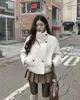 Jaqueta curta de lã dupla face chique coreana de inverno com forro acolchoado para aquecimento