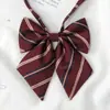 Corbata Roja Rayada para Hombre Perezoso de Soltero Libre Ropa Estilo Universitario para Mujer jk Escuela Japonesa para que la Usen los Niños Corbata de Graduación Hecha a Mano