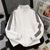 Jaqueta Clássica de Lã com Três Listras para Outono e Inverno Gola Alta Moletom Esportivo Casual para Jovens Homens e Mulheres Mesmo Estilo Cardigan com Zíper Tendência