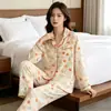 Estilo Novo Primavera e Outono 2026 Algodão Puro Crepe Pijama Feminino para Casa com Estampa Floral, Mangas Longas e Calças Longas, Pijama Amigo da Pele