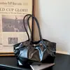 Bolsa de mão de couro encerado retrô transfronteiriça de nicho para mulheres, alta aparência, personalidade, casual, para o trabalho, grande capacidade, bolsa de ombro único