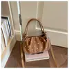 Bolso de mano de lunares de moda estilo coreano transfronterizo para mujer, nuevo bolso cubo vintage de alto valor, bolso de hombro y bandolera, moderno