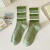 Calcetines de otoño nuevos de estilo preppy verde, calcetines de pelo para mujer, calcetines de algodón absorbentes de sudor, calcetines a rayas hasta media pantorrilla, calcetines deportivos
