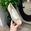 Zapatos de mujer con plataforma interior, lazo, estampado de leopardo, estilo francés de verano 2026, plateados, adecuados para combinar con faldas, zapatos de ballet para la noche