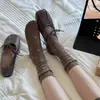 Nuevos calcetines de otoño e invierno florales con lazo, sin costuras, a media pantorrilla, calcetines de algodón dulces para mujer, calcetines de encaje, calcetines retorcidos apilados