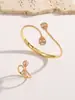 Aliexpress Nuevo Más Vendido Hip-Hop Gota de Agua Pulsera Abierta y Juego de Anillos Estilo Punk Moderno Europeo y Americano Joyería para Mujer