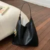 Bolso de axila de alta gama transfronterizo para mujer, nuevo modelo 2026, patrón tejido, moda retro, bolso de hombro, gran capacidad, bolso para madre e hija