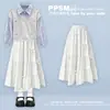 Conjunto de duas peças estilo coreano, estilo universitário, para crianças mais velhas: top de manga comprida e saia doce com laço para primavera e outono