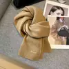 Bufanda de Nuevo Estilo Coreano para Mujer Otoño Invierno Color Sólido Engrosada Ambiente Cálido Versátil Bufanda de Punto Simple Venta al por Mayor