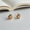 Pendientes de Nudo Sencillos para Mujer, Lujo Ligero, Nicho, Diseño de Moda, Versátiles, para el Cuidado del Agujero de la Oreja, No Necesitan Quitarse para Dormir, Accesorios para Pendientes al por Mayor