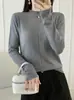 Suéter de punto de cuello medio alto estilo coreano para mujer, nuevo suéter suave de ajuste ceñido para otoño e invierno 2026, elegante top básico