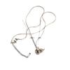 Senso de Design de Luxo Leve Feminino Versátil Aço Titânio Dourado Corrente Osso de Cobra de Cabacinha Estilo Antigo Chinês Colar Cabacinha Caractere Chinês Dourado Brilhante