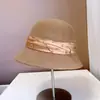 Estilo Socialite Diamante Cetim Moda Chapéu de Pescador Feminino Outono e Inverno Retro Elegante Chapéu de Bacia Lã Chapéu de Feltro Fashionável