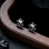 Brincos Cluster de Diamante Cheio de Novo Estilo Transfronteiriços para Homens, Modernos e Versáteis, Brincos de Flor de Íris em Forma de Cruz de Alto Padrão para Mulheres