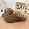 Faixa de Cabelo de Pelúcia Cacheada Estilo Retrô Chinelos de Algodão Preguiçosos Moda Feminina Versátil Couro Fosco Sola Rasteira Bico Quadrado Mules Birkenstock