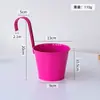 Maceta de Hierro Colgante de Tamaño Mediano para Barandillas de Balcón, Cubo de Flores de Hierro, Maceta Estilo Jardín de Arte en Hierro con Gancho Desmontable