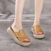 Chanclas de Plataforma para Mujer Ropa de Exterior Moda Verano 2026 Estilo Nuevo Suela Gruesa que Aumenta la Altura Tira Única Sandalias de Playa Casuales Simples
