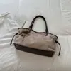 Bolso dulce estilo coreano para mujer, nuevo modelo 2026, bolso de un solo hombro para debajo del brazo, gran capacidad, color sólido, bolso tote simple y moderno