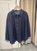 Camisa Jeans Vintage Azul Escuro de Manga Longa com Gola para Mulheres 88485 Camisa Jeans com Gola em estoque