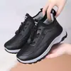 Zapatos Gruesos de Algodón con Forro de Polar para Invierno, Modelo Nuevo para Madres de Mediana Edad y Mayores, Botas de Nieve, Zapatos de Tela Old Beijing para Mujer, Impermeables, Antideslizantes y Cálidos