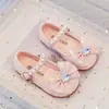 Zapatos de Princesa para Niños 2026 Primavera/Otoño Nuevos Zapatos de Una Sola Pieza con Pedrería Perla y Lazo, Boca Baja, Zapatos Pequeños de Cuero, Suela Suave, Zapatos para Actuación