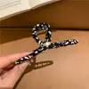 Outono 2025 Novo Prendedor de Tubarão com Estampa de Leopardo em Liga Metálica Acessórios de Cabelo Femininos Elegantes e Estilosos Acessórios de Cabelo Estilo Celebridade da Internet