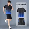 Roupa de verão de seda gelada de manga curta para corrida masculina, secagem rápida, roupas de basquete, roupas de fitness para badminton, shorts, moda de verão