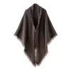 Xale Triangular de Cashmere Feminino 100% Cashmere Puro Outono/Inverno Novo Estilo Franja Moda Malha Quente